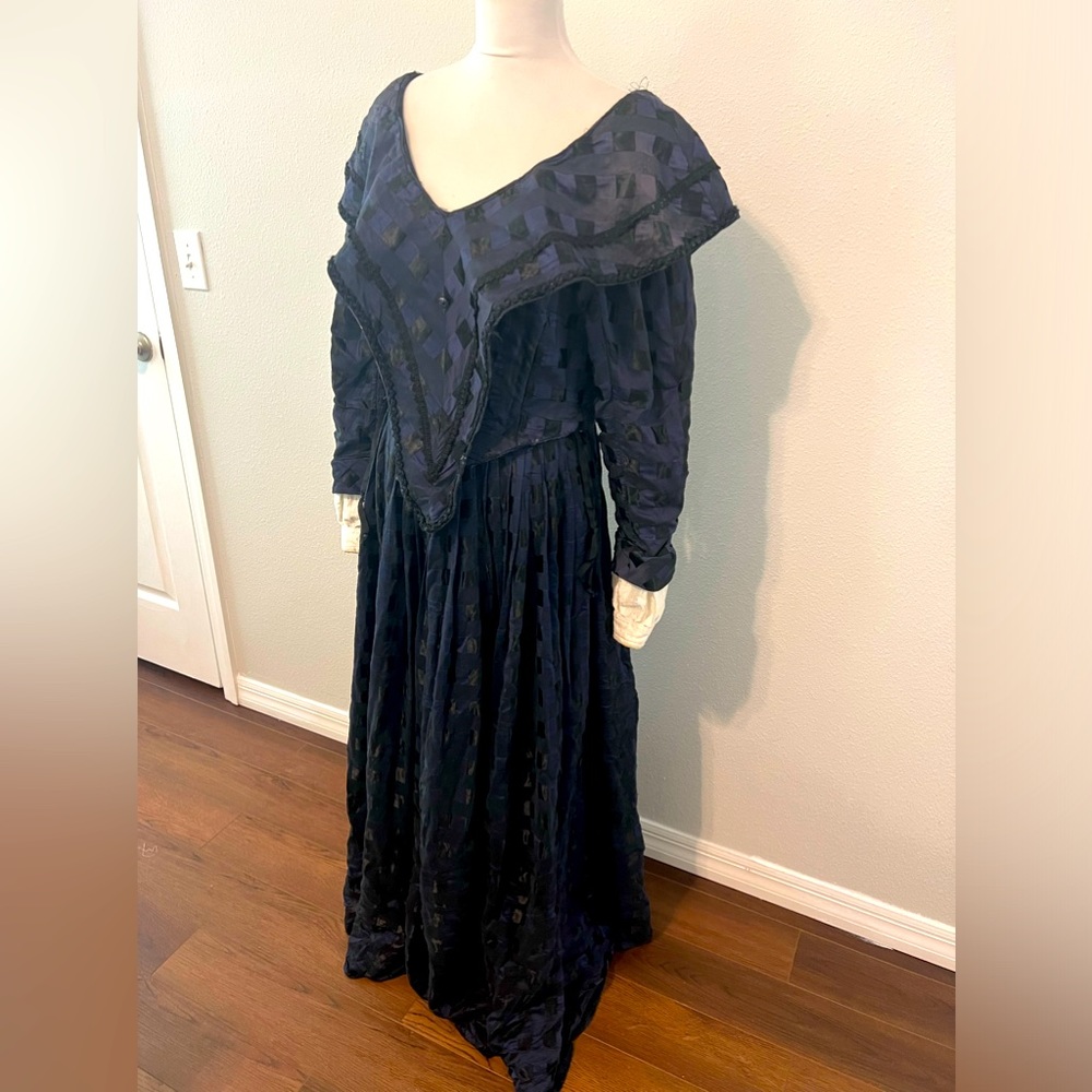 Early Victorian two-piece costume theater gown. Approximately size 12 women’s.